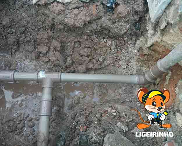 Serviço de reparo de vazamento água barato com laudo técnico LG