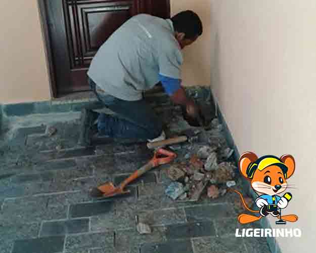 Vazamento de água conta alta Sabesp reparado Ligeirinho