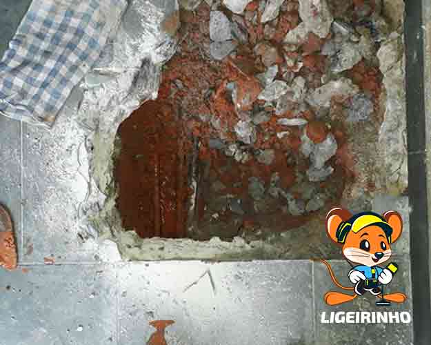 Serviço de caça vazamento em parede, solo, teto e laje com laudo e garantia