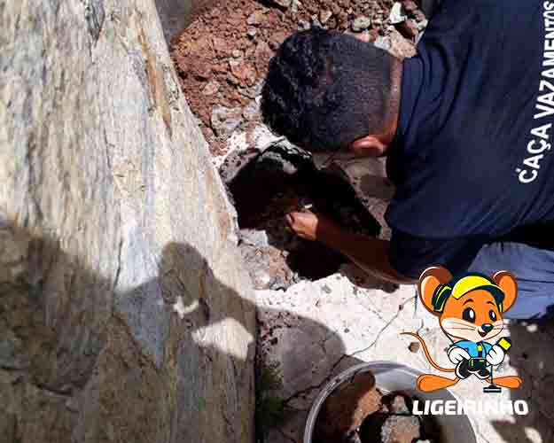 Conserto de vazamento no banheiro, vaso e caixa d'água na Zona Norte